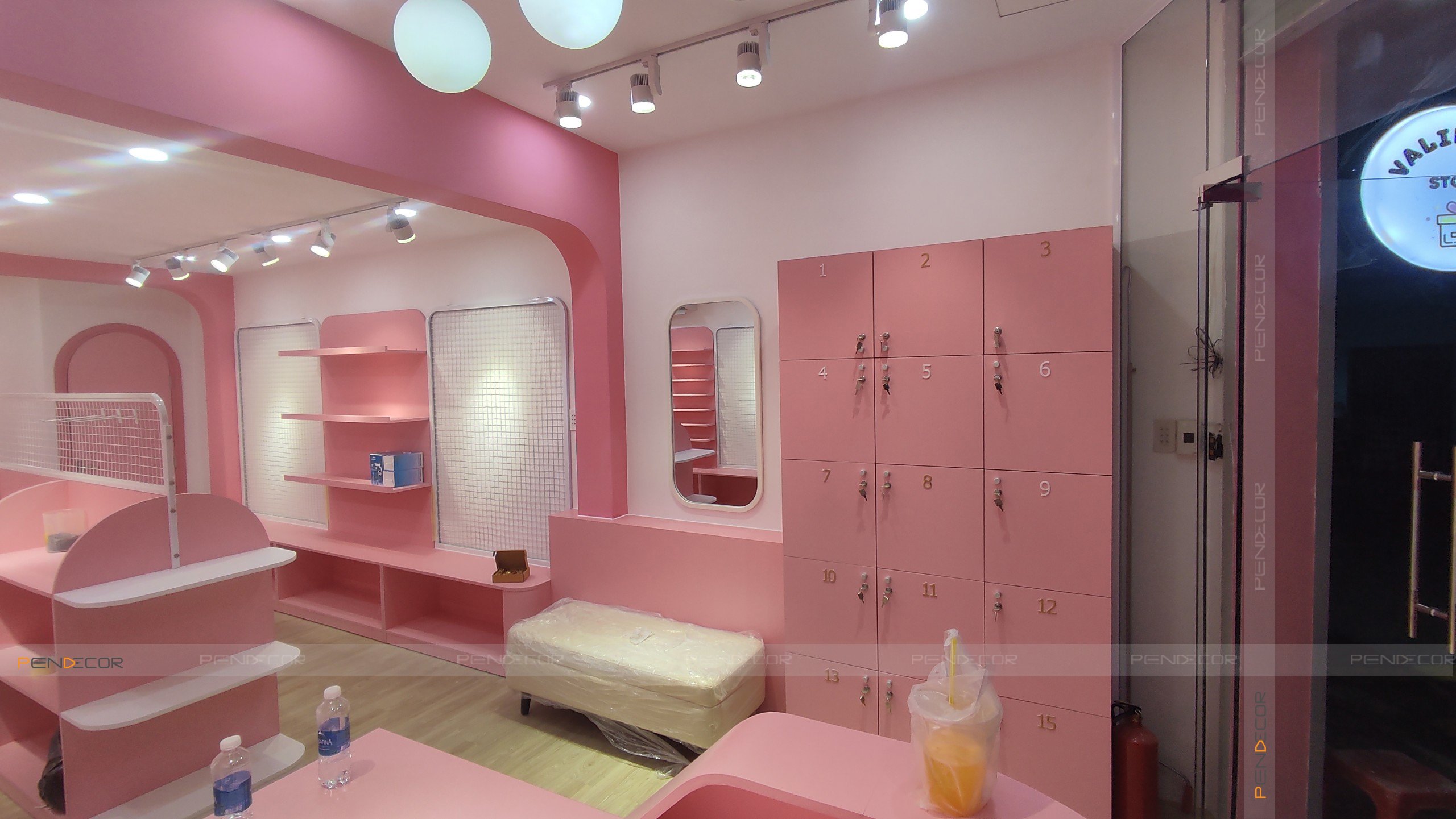 Thi Công Shop Phụ Kiện Valinnie Store