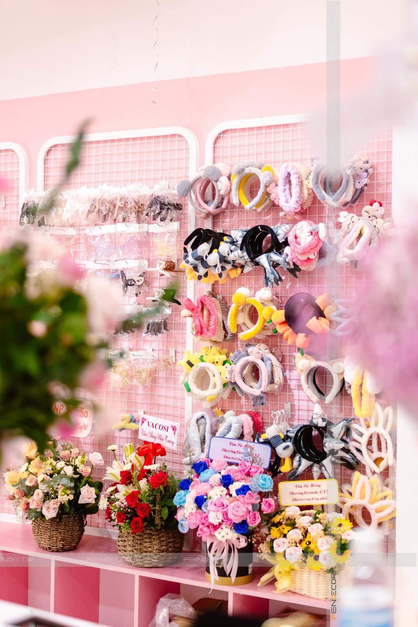 Thi Công Shop Phụ Kiện Thương Cosmetics & Accessories