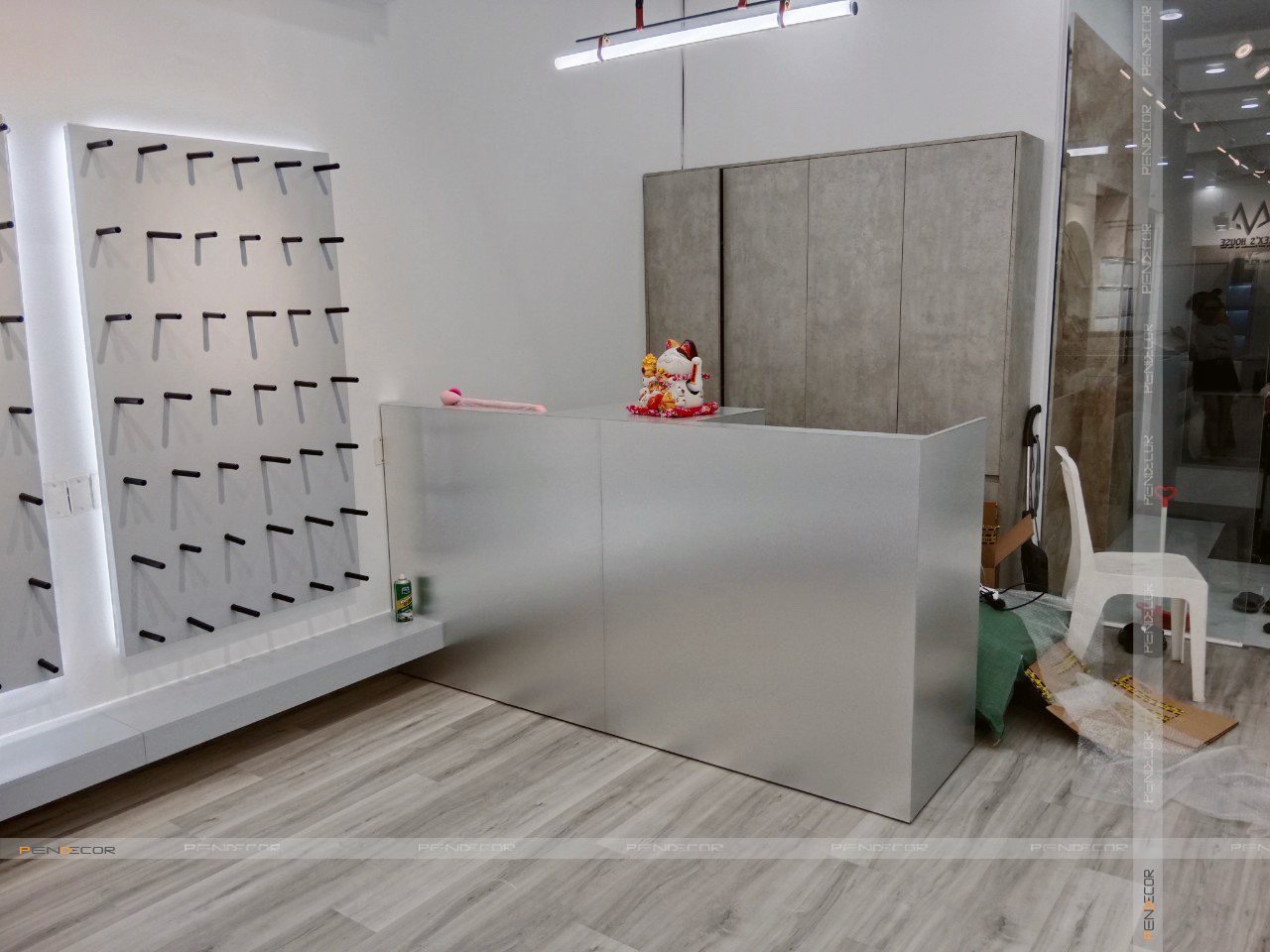 Thiết Kế Shop Giày Phụ Kiện Japan Order - Alex House