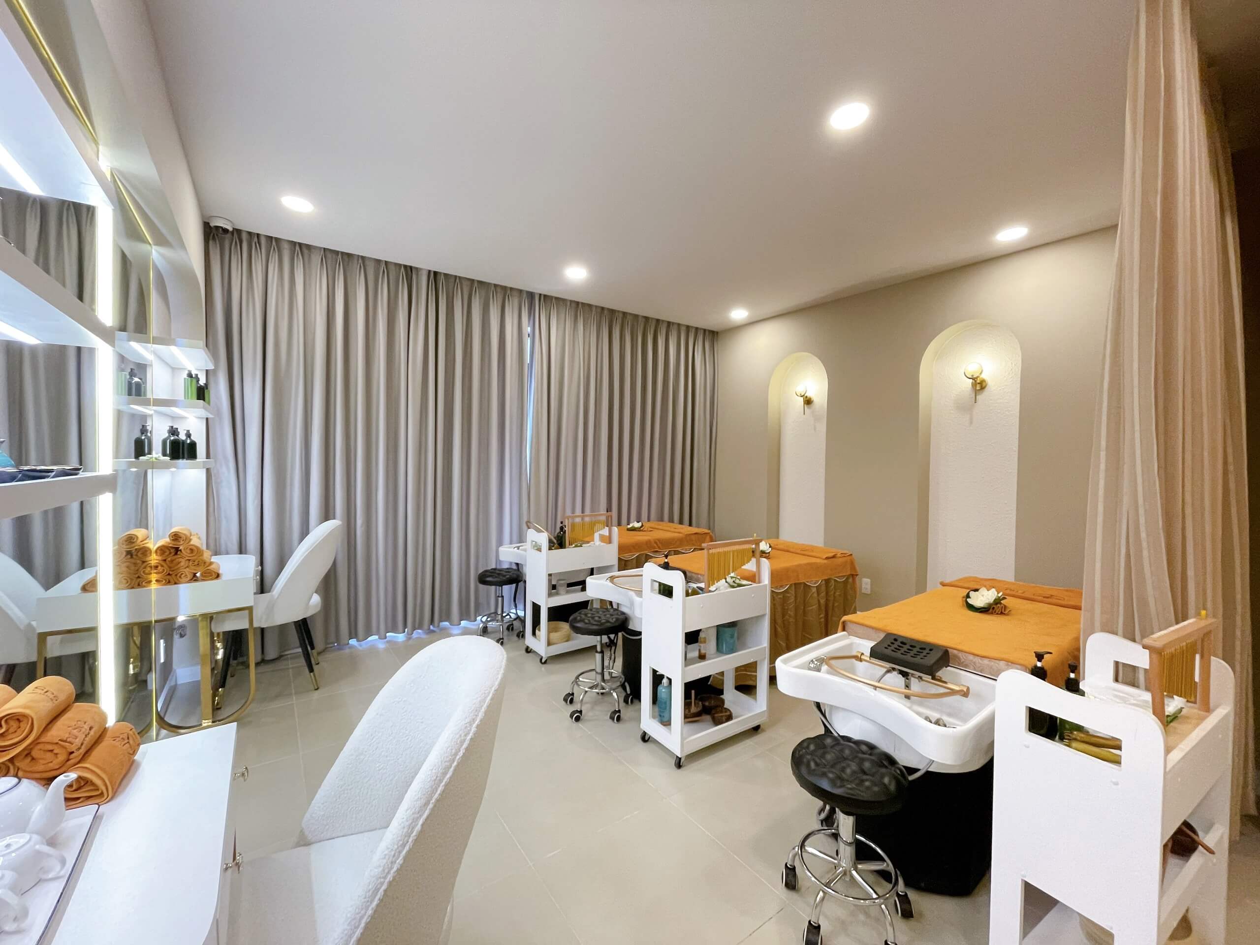 Thi Công Shop Thư Spa