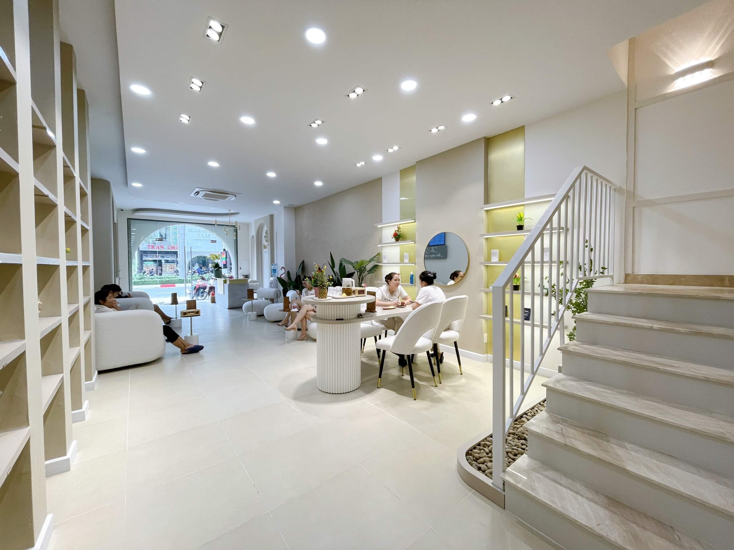 Thi Công Shop Thư Spa