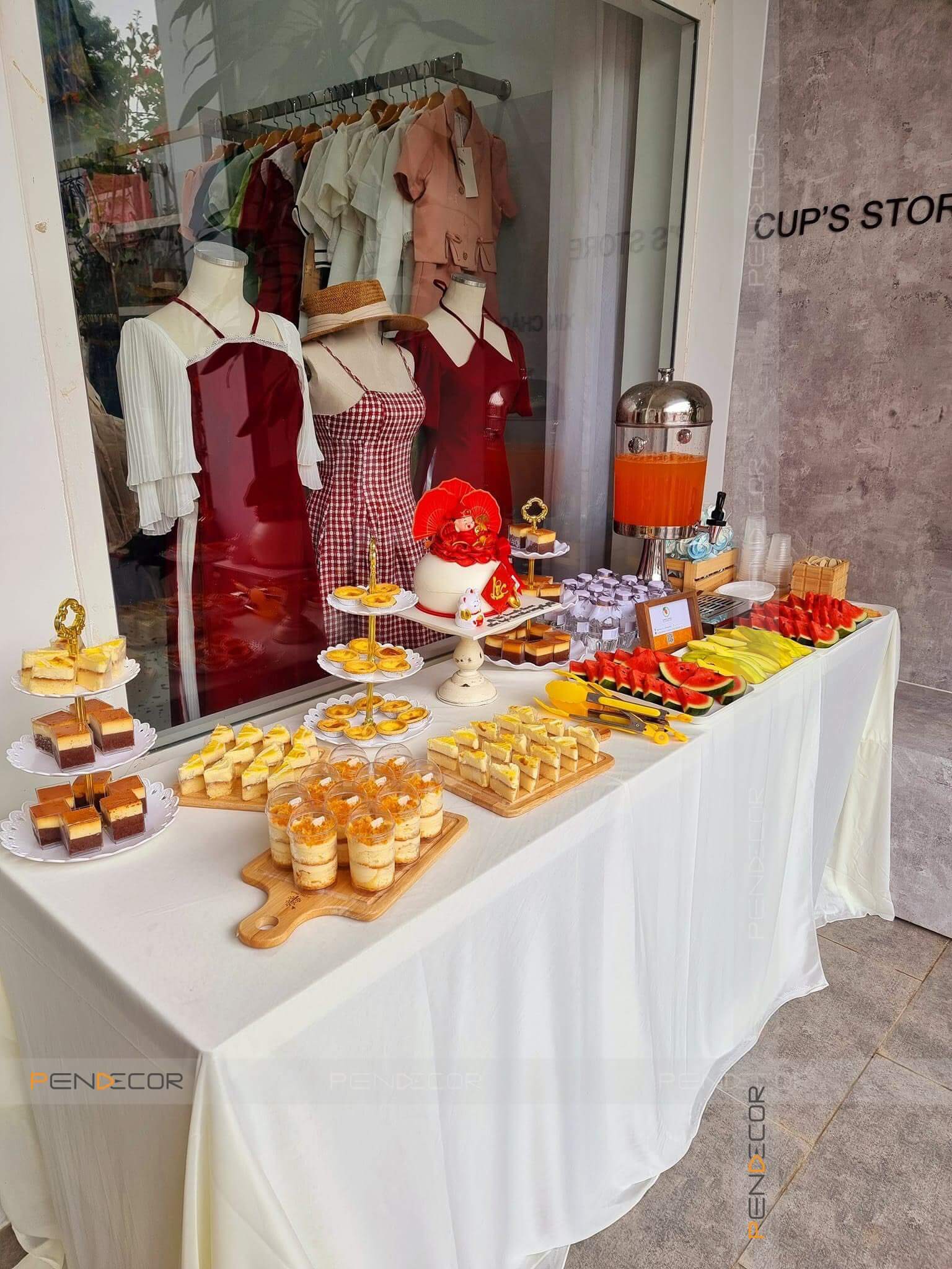 Thi Công Shop Thời Trang Nữ Cup's