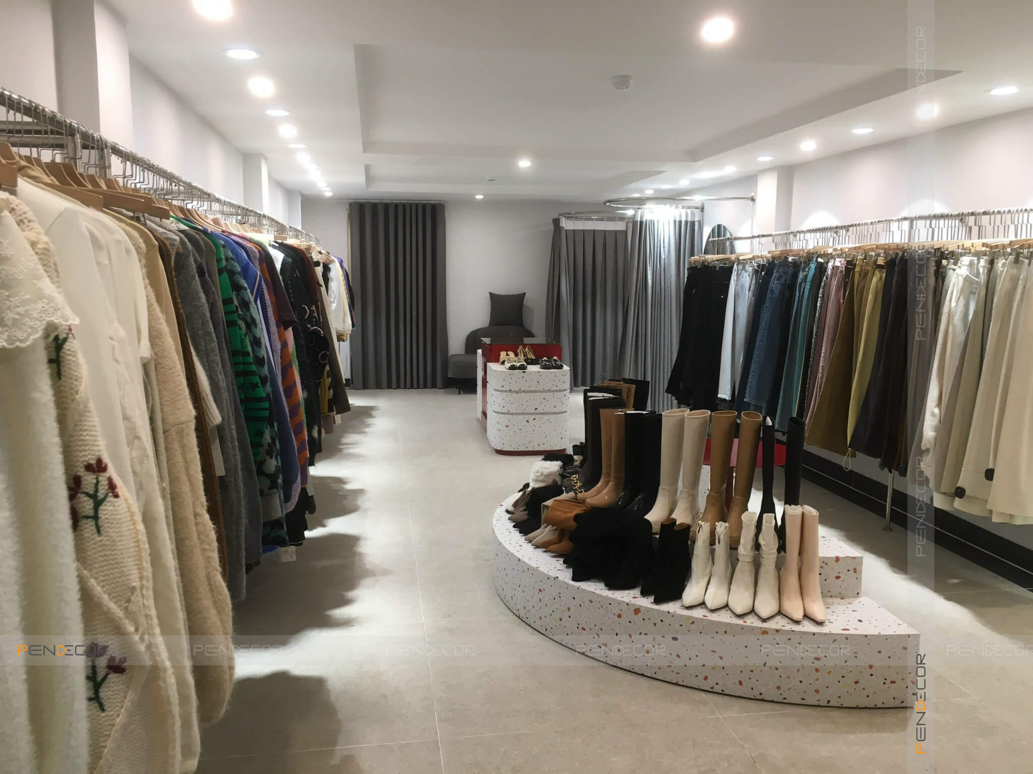 Thi Công Shop Thời Trang Nữ Hoang Thanh Thuy