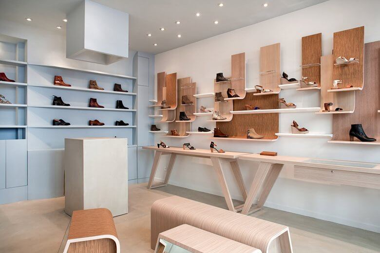 thiết kế nội thất showroom giày Pendecor