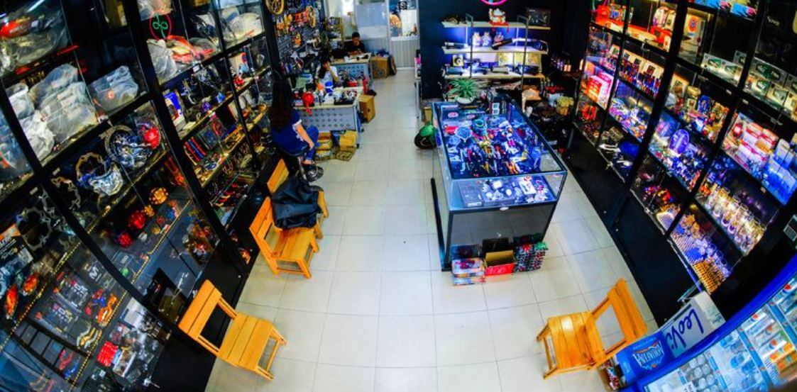 thiết kế shop bán phụ tùng xe máy Pendecor