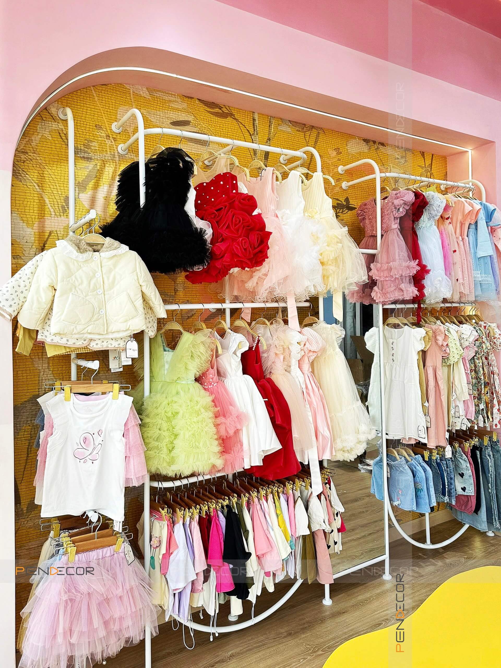 Thi Công Shop Thời Trang Trẻ Em Sam's House