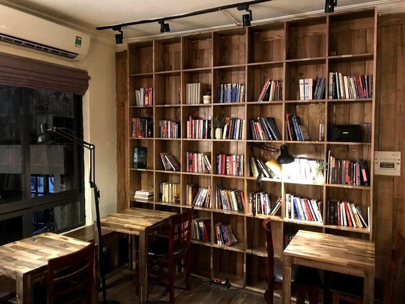 thiết kế quán cafe sách