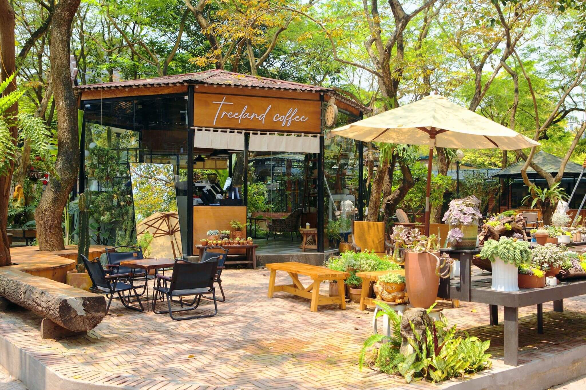 thiết kế quán cà phê sân vườn Pendecor
