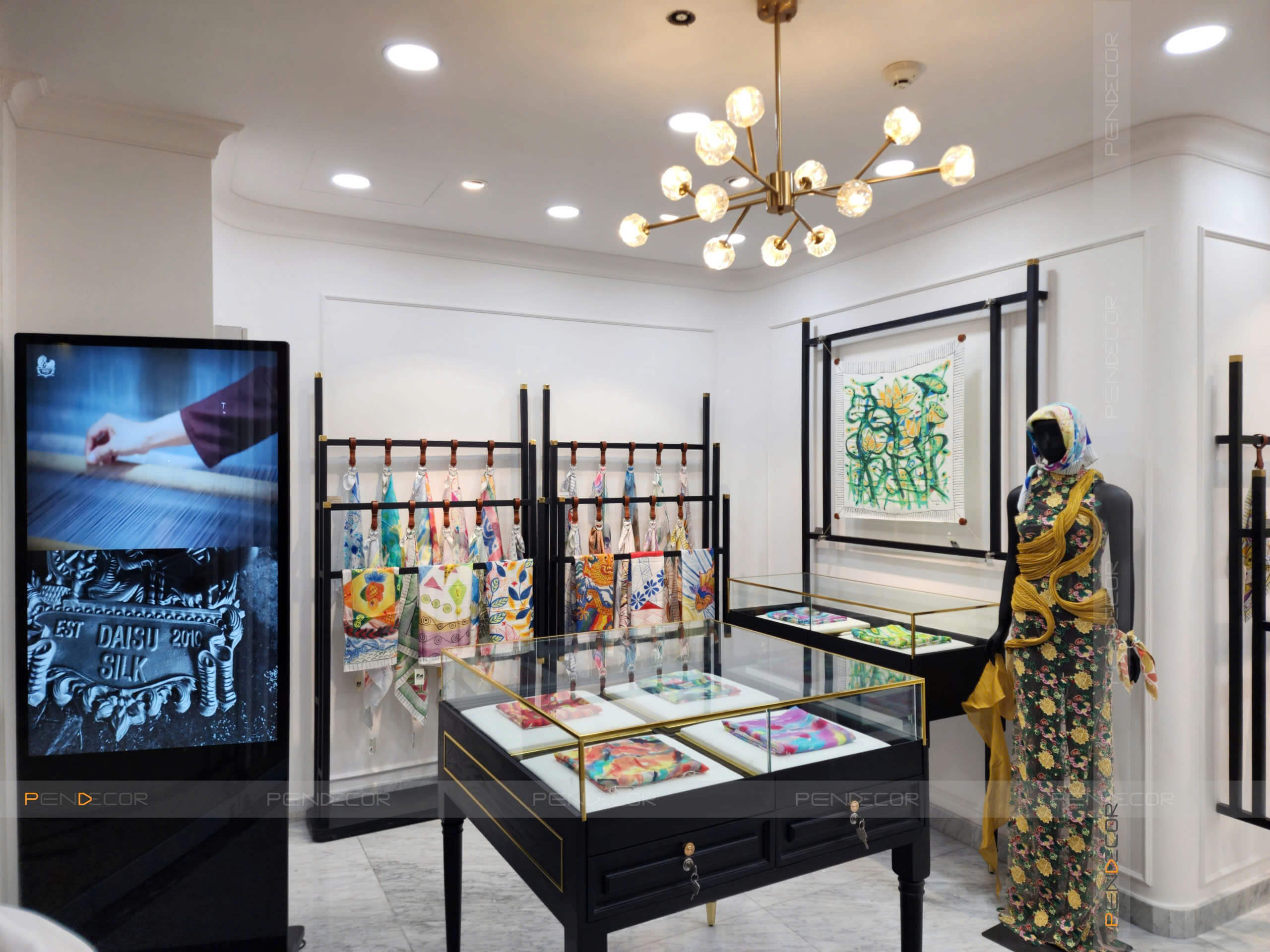 Thi Công Shop Thời Trang Daisu Silk