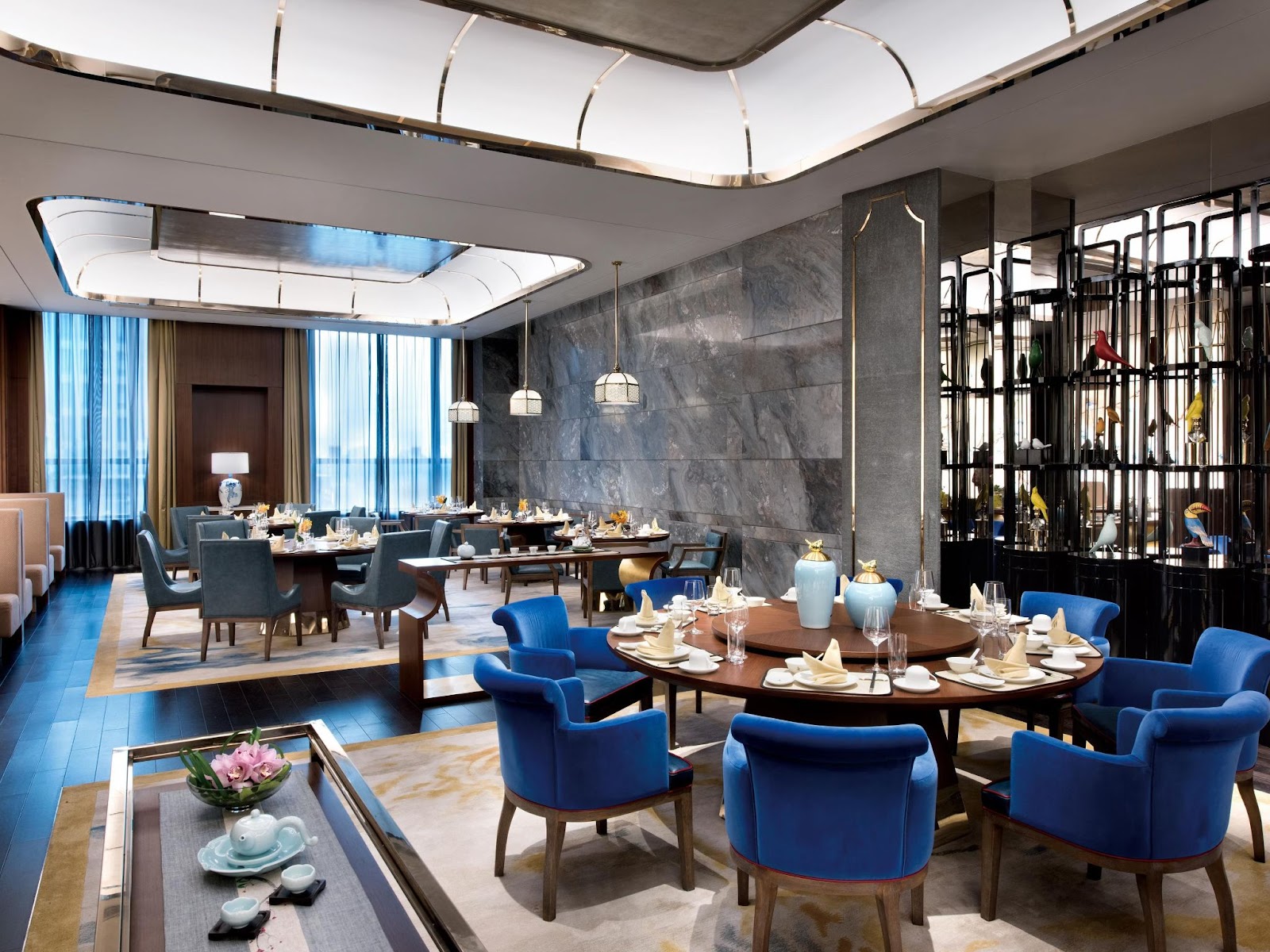 thiết kế nội thất shop Pendecor