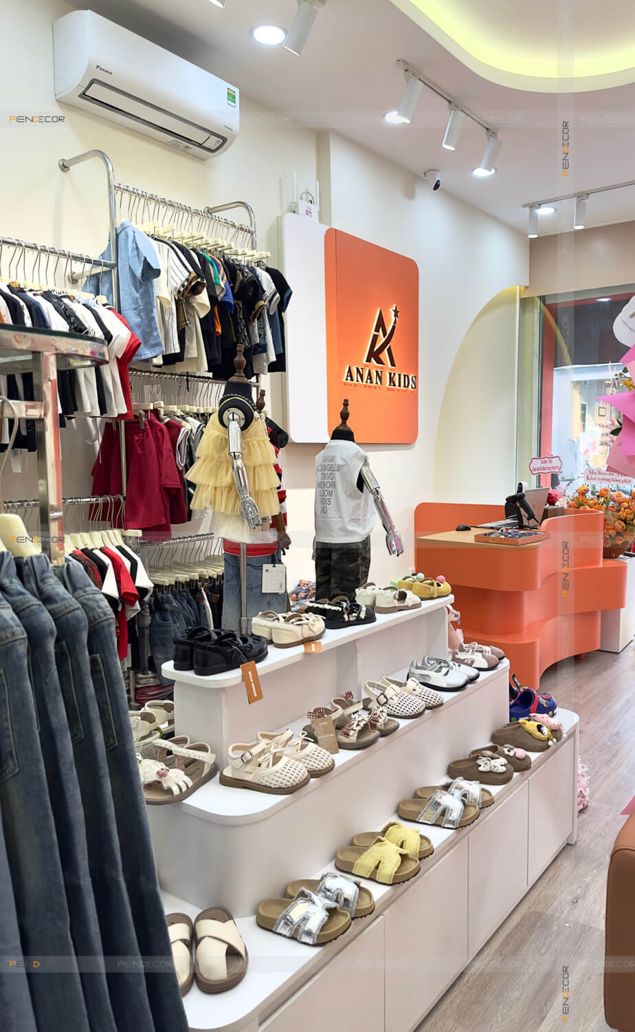 Thi Công Shop Thời Trang Trẻ Em An An Kids