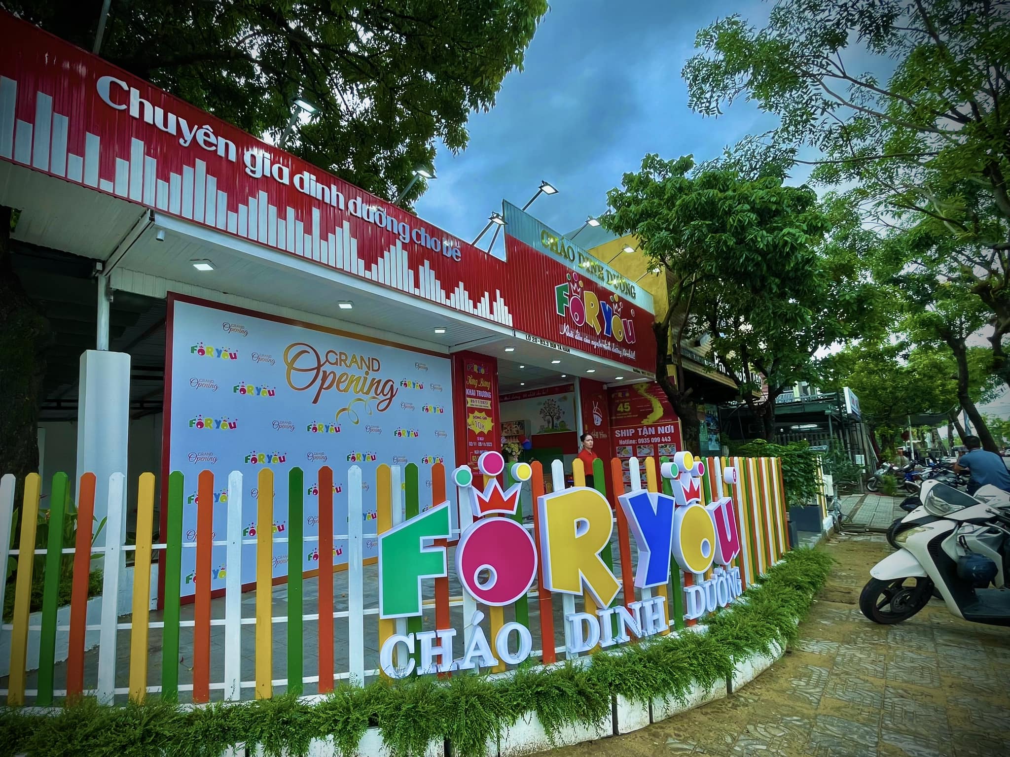 thiết kế cửa hàng nhỏ Pendecor