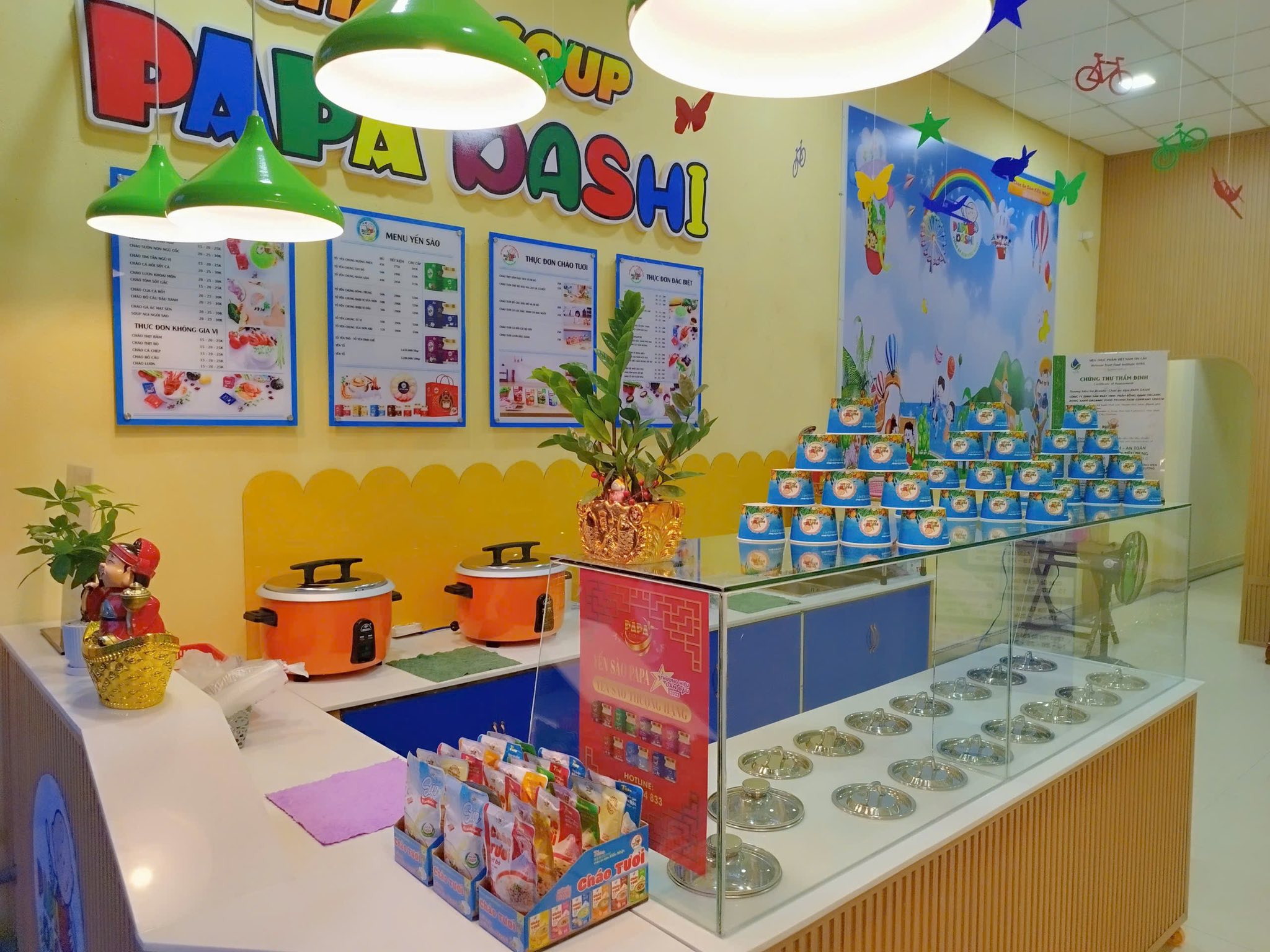 giá thiết kế shop Pendecor